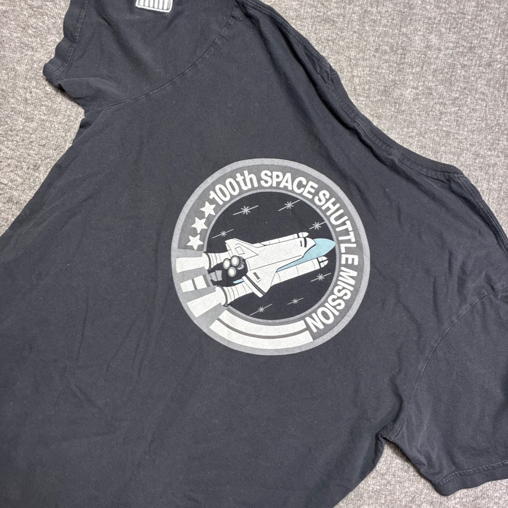 Alpha Industries NASA T-Shirt Mens‎ XL Black 100th Space Shuttle Mission Graphic